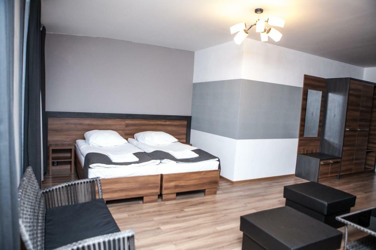Hotel Bukowiec Легьоново Экстерьер фото