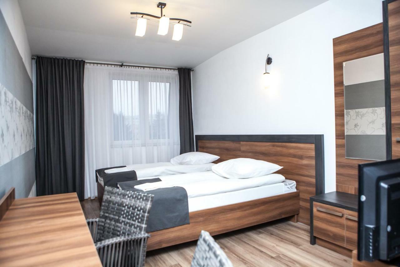Hotel Bukowiec Легьоново Экстерьер фото