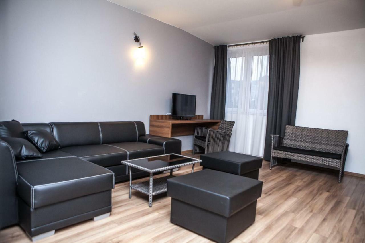 Hotel Bukowiec Легьоново Экстерьер фото