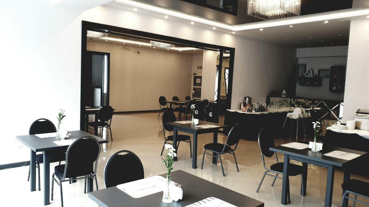 Hotel Bukowiec Легьоново Экстерьер фото